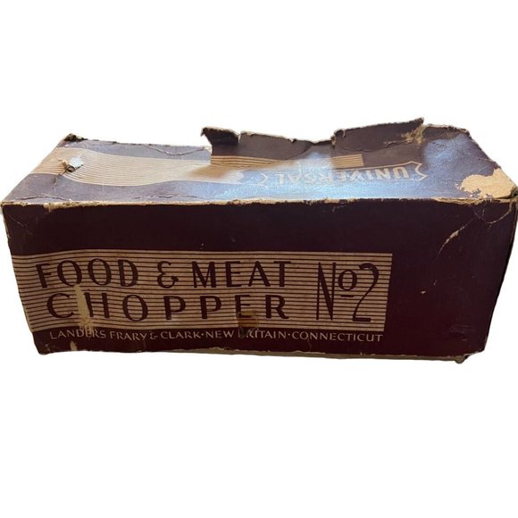 Vintage Universal No. 2 Landers Frary & Clark  Food and Meat Chopper with Box - Picture 7 of 7